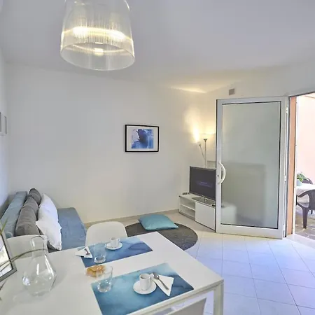 Апартаменты Casa Ledrugge 100m From The Sea Darsena Римини