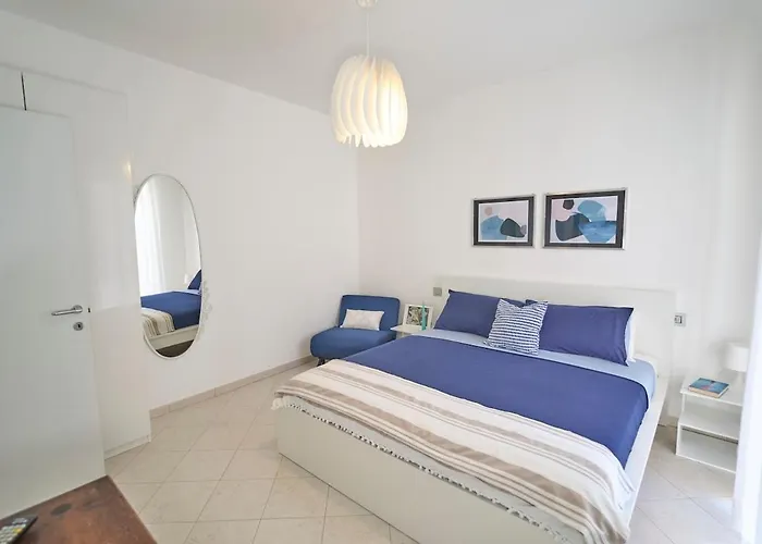 Casa Ledrugge 100m From The Sea Darsena Apartment *